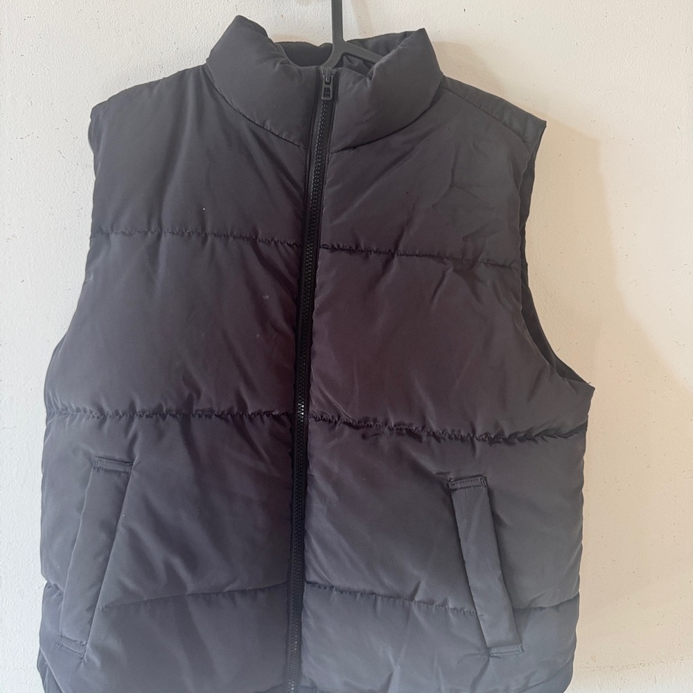 H&M Black Puffer Vest